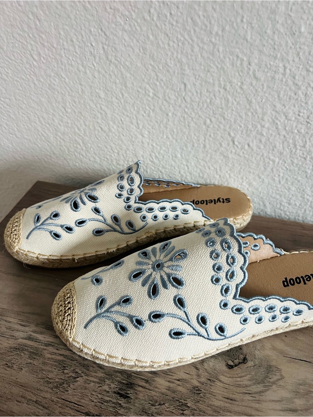 Cream Mule with Blue Floral Embroidery - Picture 2 of 5